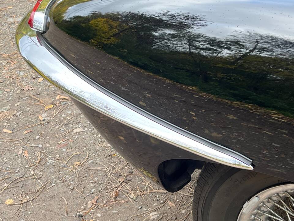Bild 22/47 von Jaguar E-Type (1968)