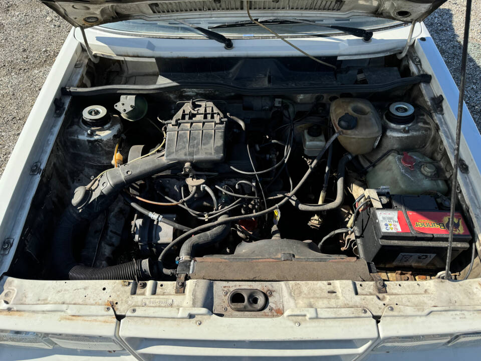Image 15/18 of Volkswagen Golf Mk I Convertible 1.8 (1984)