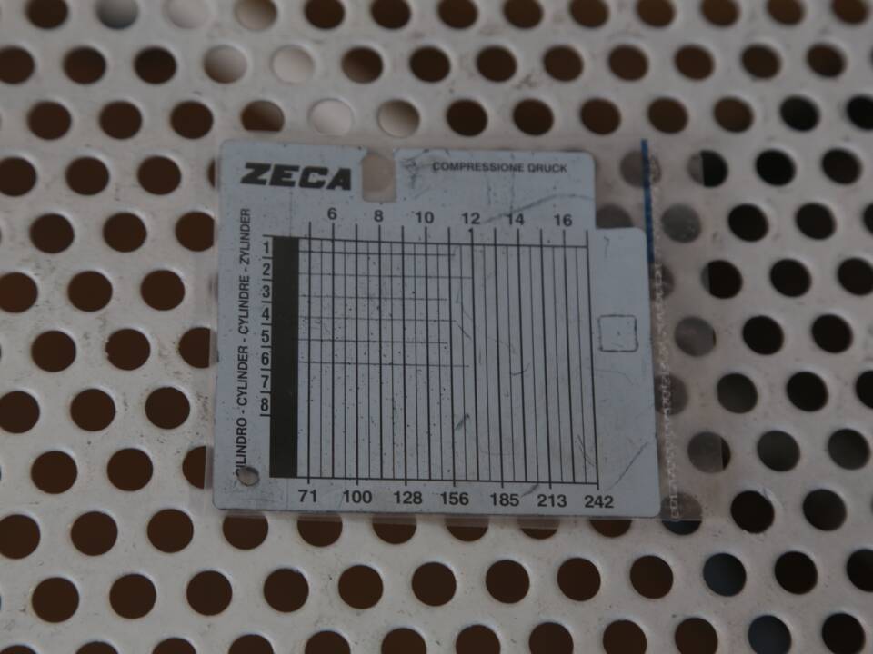 Image 46/56 of BMW 2800 CS (1969)