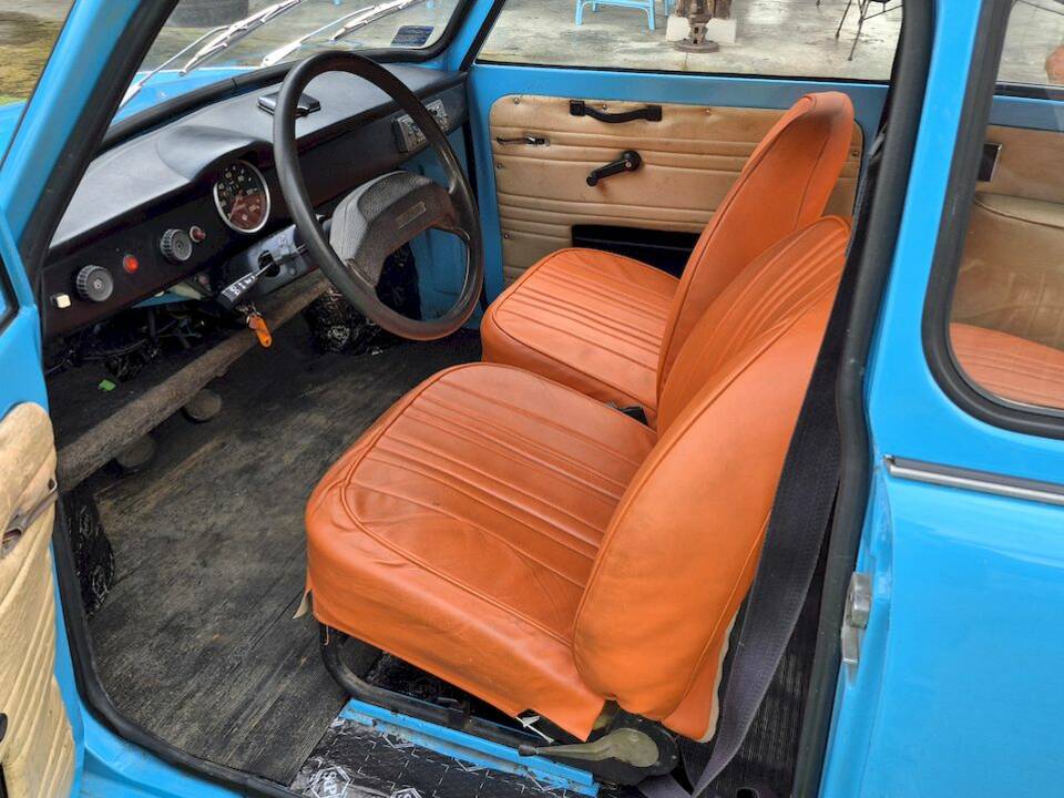 Image 25/45 of Trabant 601 (1966)