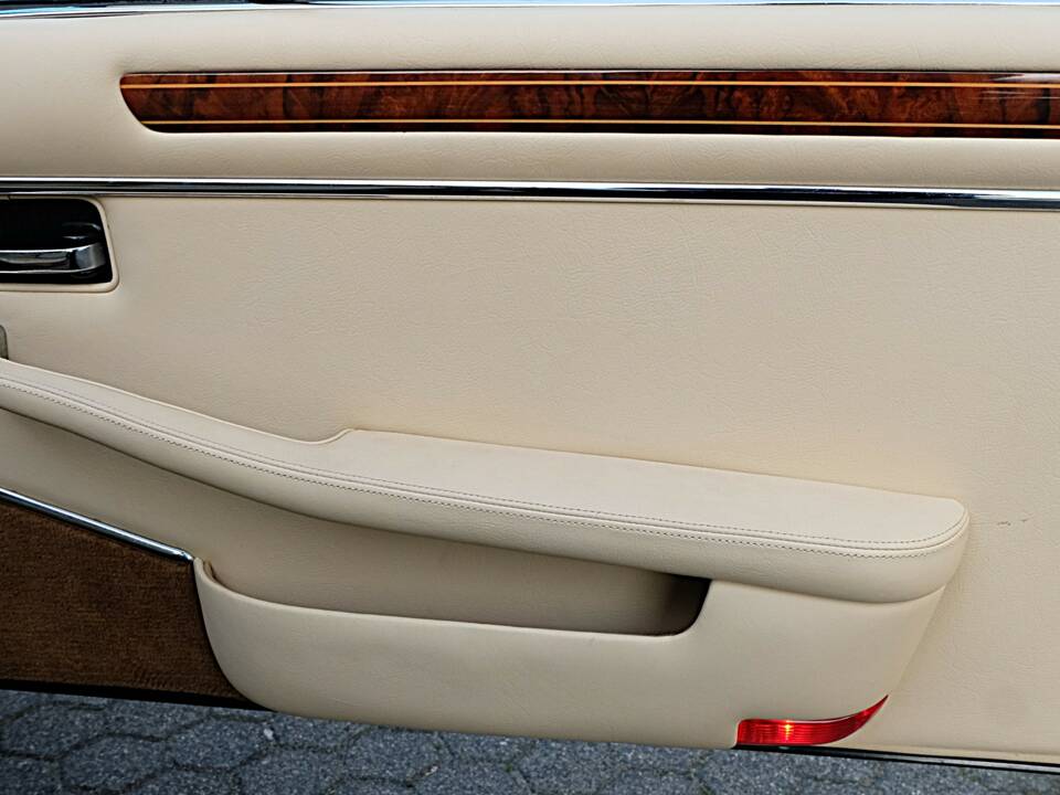 Imagen 41/91 de Jaguar XJ-SC V12 (1986)