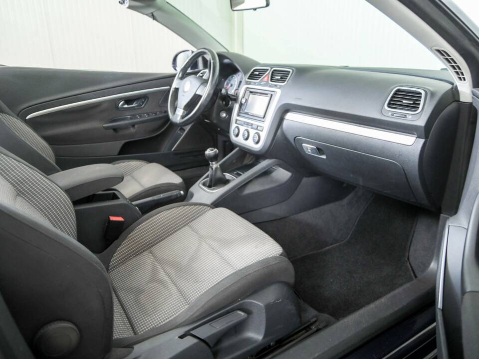 Image 12/42 of Volkswagen Eos 2.0 TFSI (2008)