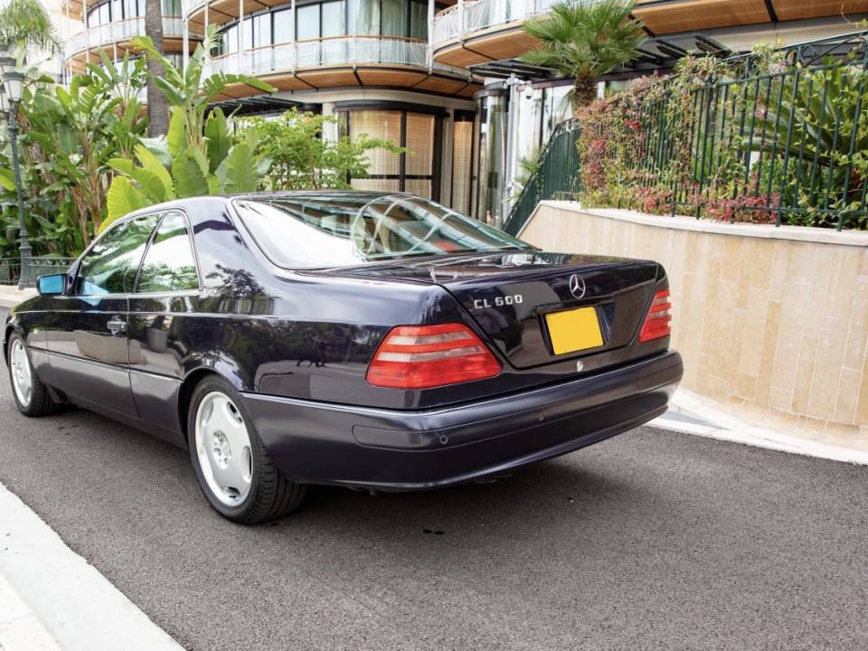 Image 10/11 de Mercedes-Benz CL 600 (1997)