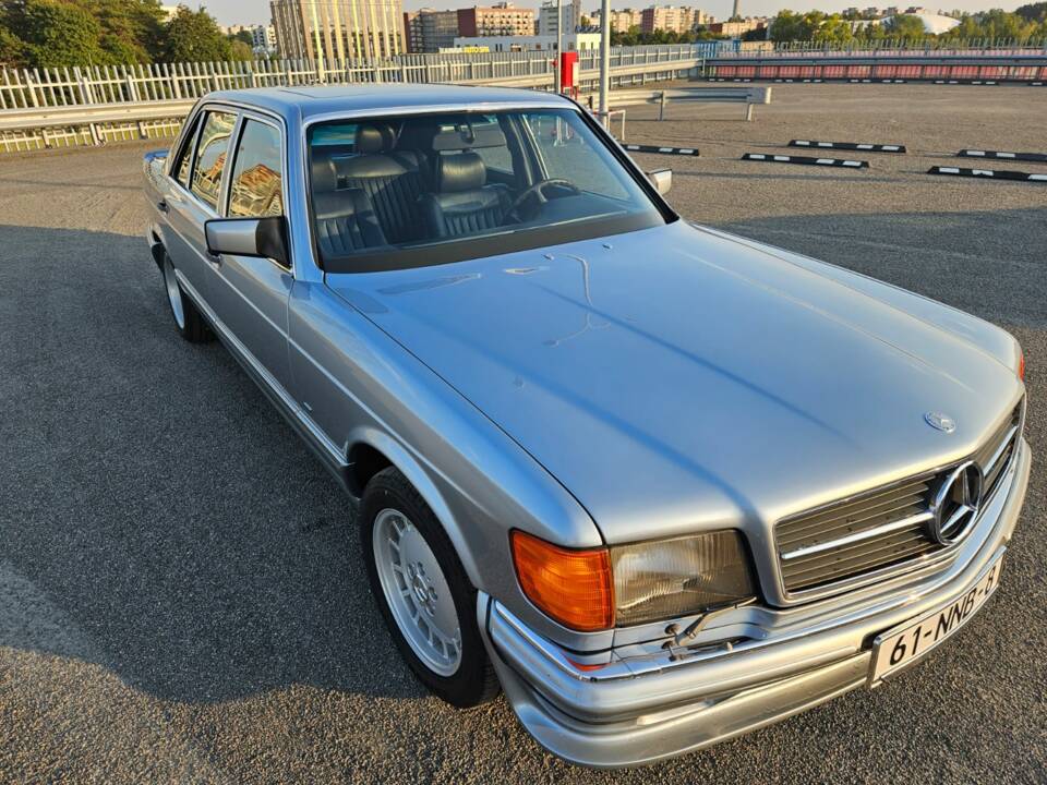 Image 16/100 of Mercedes-Benz 500 SEL (1983)