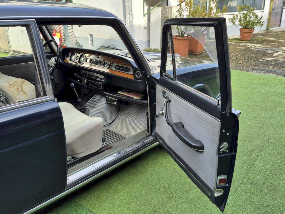 Afbeelding 39/63 van Lancia Flavia 2000 (1970)