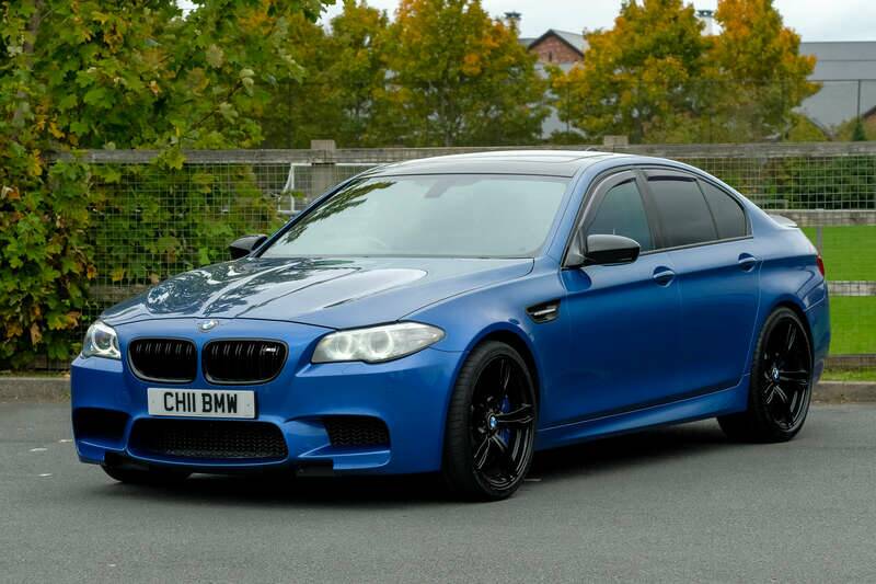 Image 9/50 of BMW M5 (2014)