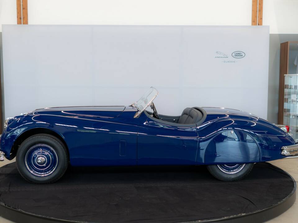 Immagine 7/62 di Jaguar XK 140 OTS (1954)