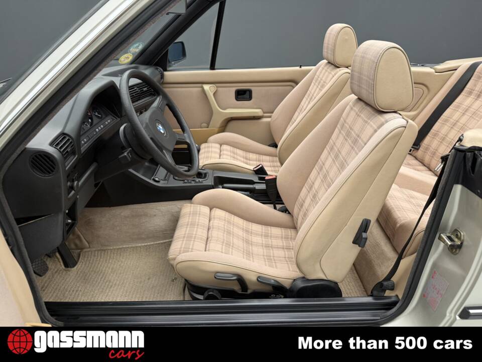 Bild 11/15 von BMW 320i (1990)