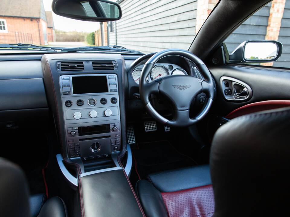 Image 55/92 of Aston Martin V12 Vanquish S (2007)