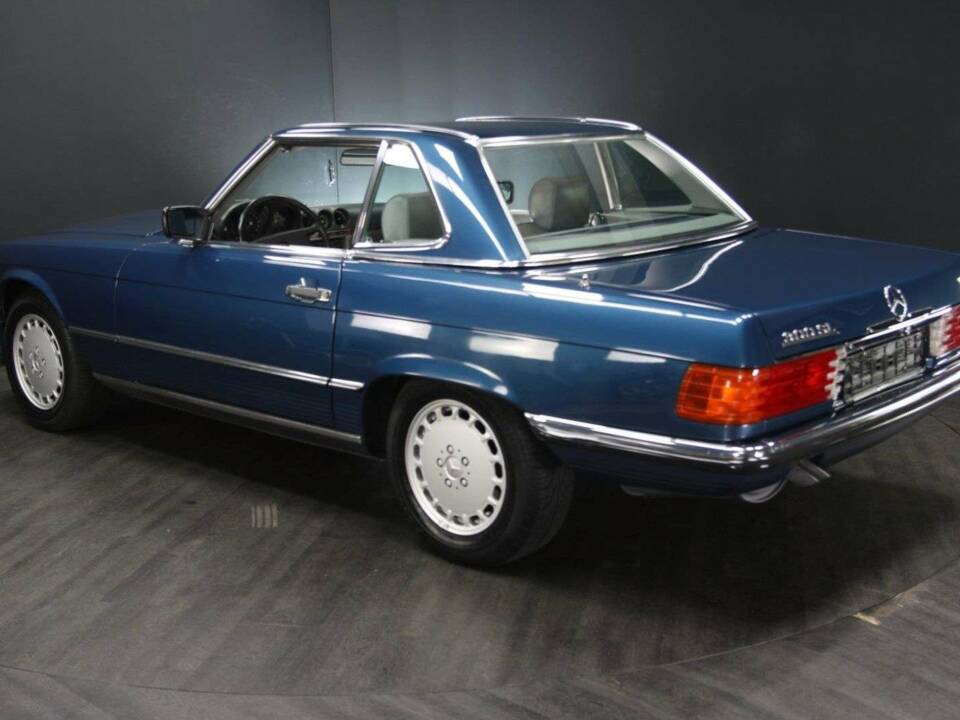 Image 4/30 of Mercedes-Benz 300 SL (1986)