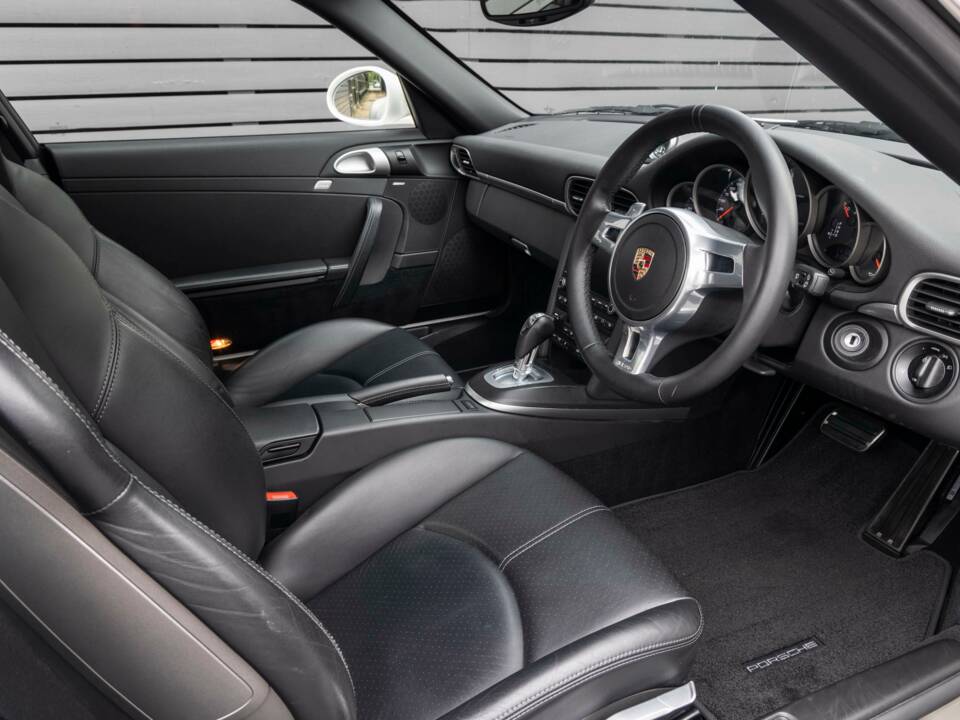 Bild 15/36 von Porsche 911 Carrera GTS (2011)