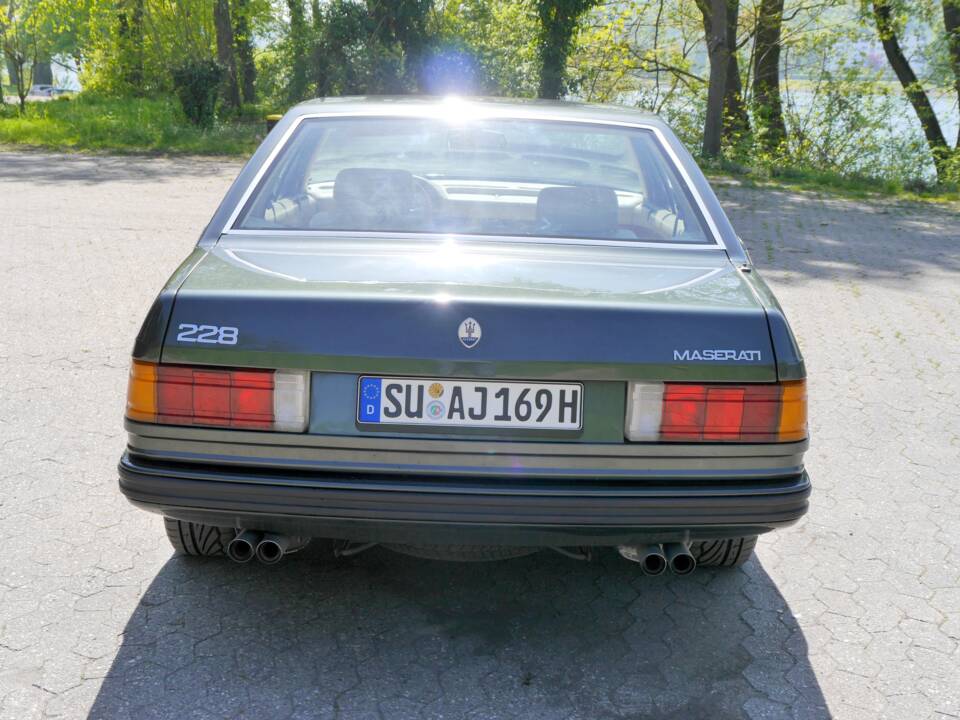 Bild 4/54 von Maserati 228i (1988)