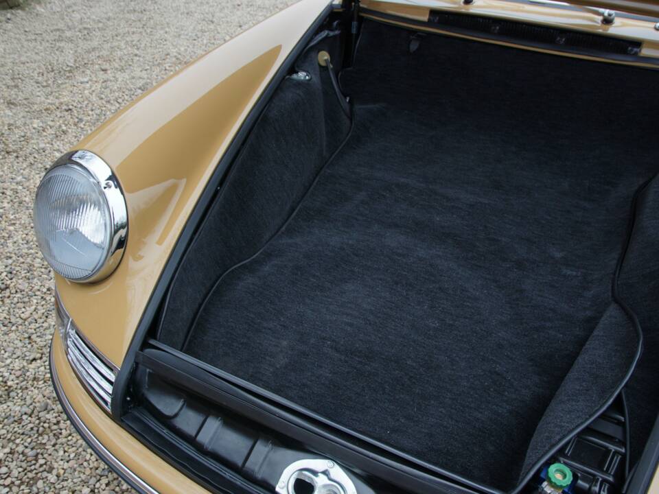 Immagine 20/50 di Porsche 911 2.0 (1965)