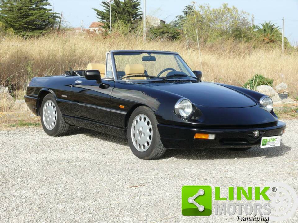 Imagen 4/10 de Alfa Romeo 2.0 Spider (1991)