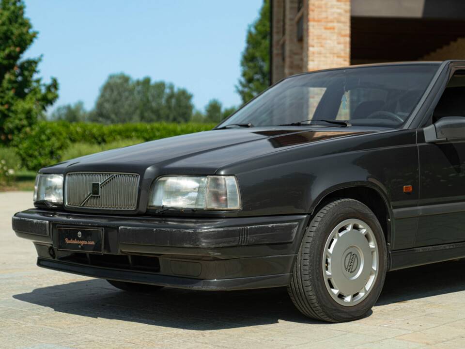 Immagine 16/48 di Volvo 850 2.0 20V (1992)