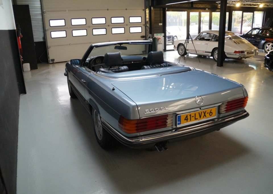 Image 31/41 of Mercedes-Benz 500 SL (1986)