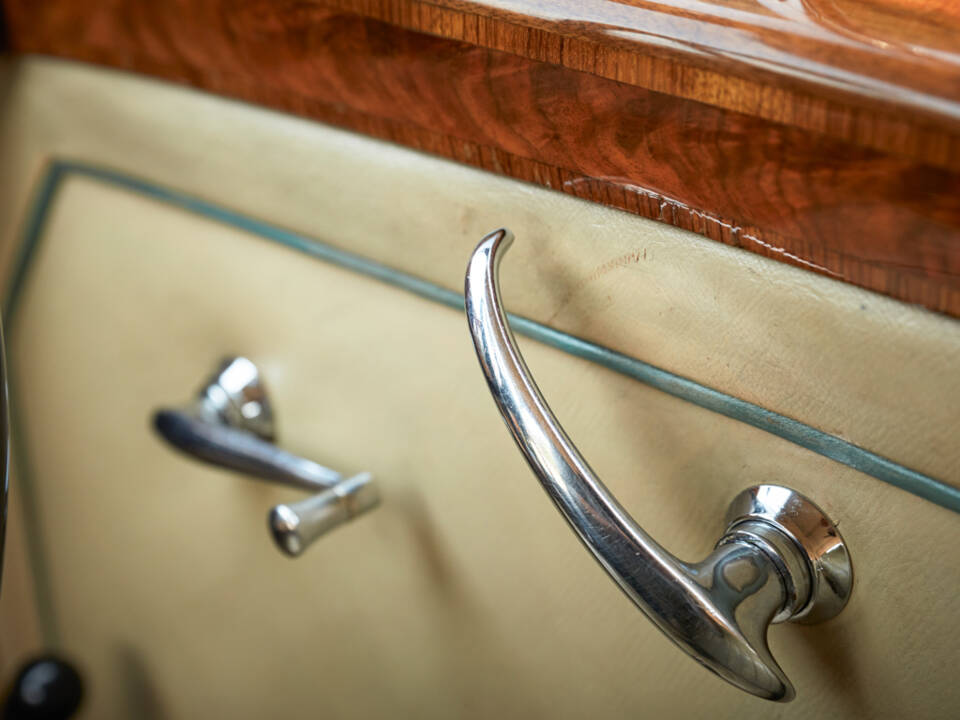 Bild 21/50 von Bentley R-Type Continental (1953)
