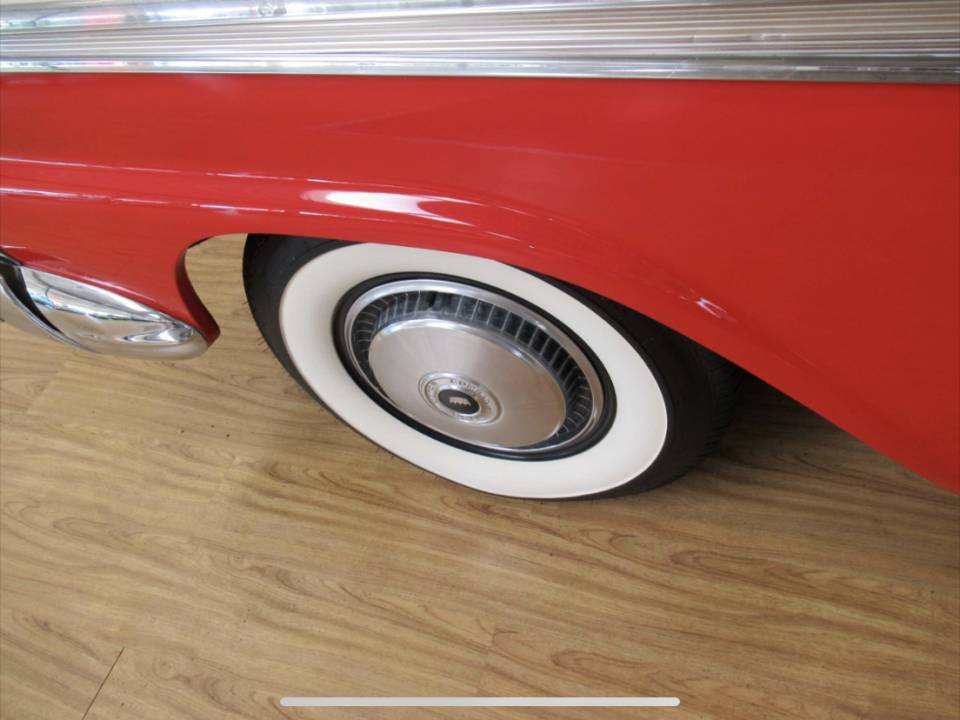 Image 22/31 of Ford Fairlane Skyliner (1959)