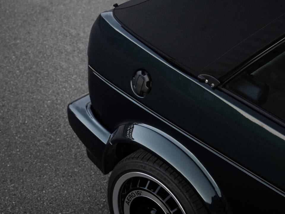 Bild 7/40 von Volkswagen Golf Mk I Convertible 1.8 (1991)