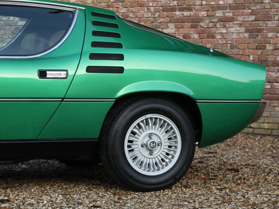 Image 37/50 of Alfa Romeo Montreal (1973)