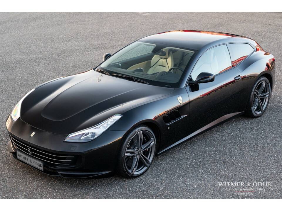 Bild 2/47 von Ferrari GTC4Lusso (2017)