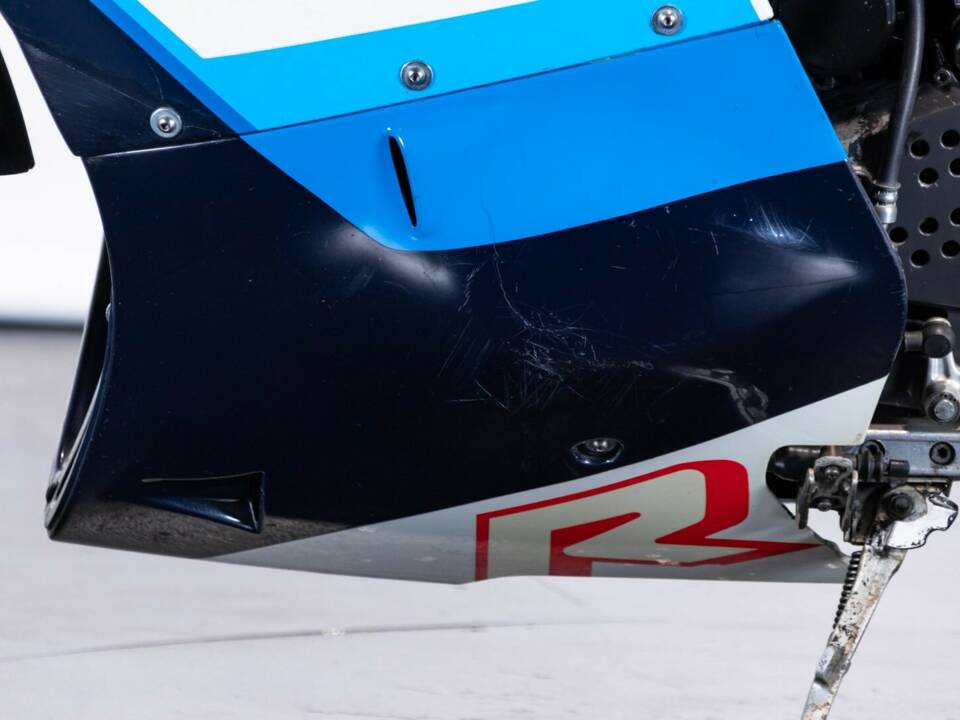 Bild 16/50 von Suzuki DUMMY (1986)