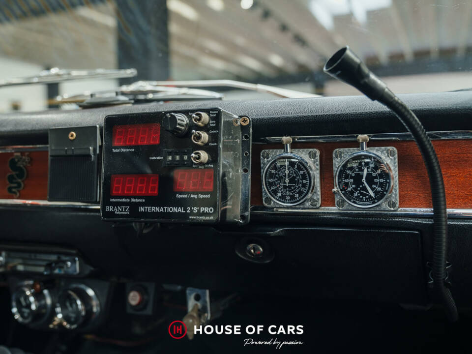 Immagine 23/25 di Alfa Romeo Giulia 1600 GT Junior (1974)