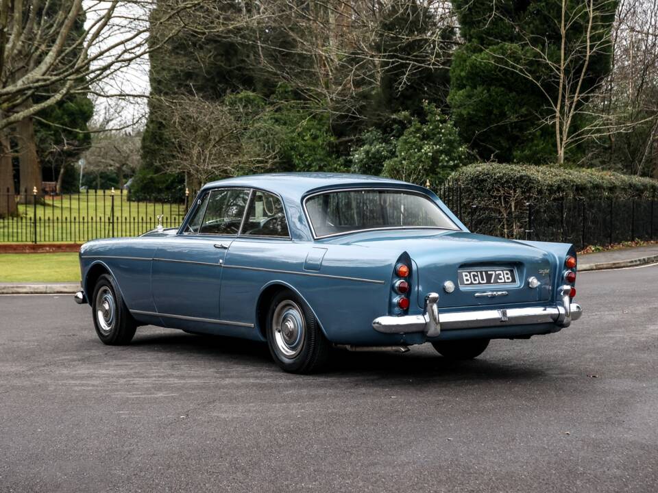 Image 3/27 of Rolls-Royce Silver Cloud III &quot;Chinese Eyes&quot; (1964)