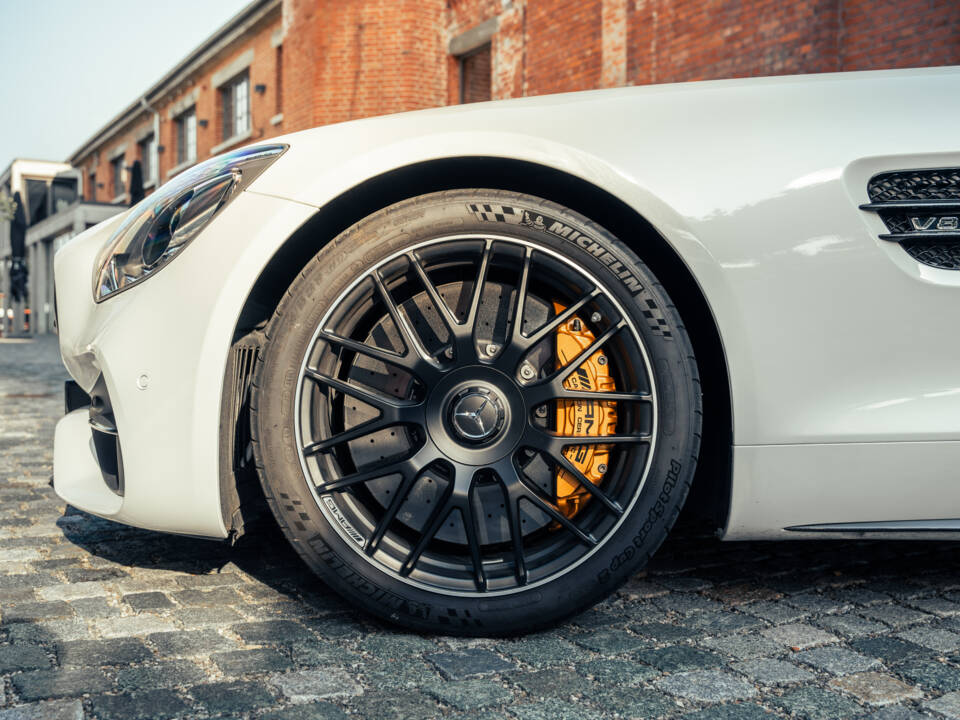 Imagen 8/100 de Mercedes-AMG GT-C Roadster (2017)