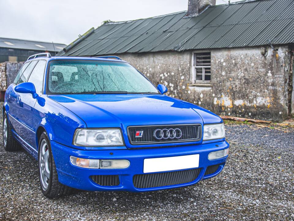 Image 8/45 of Audi RS2 Avant (1994)