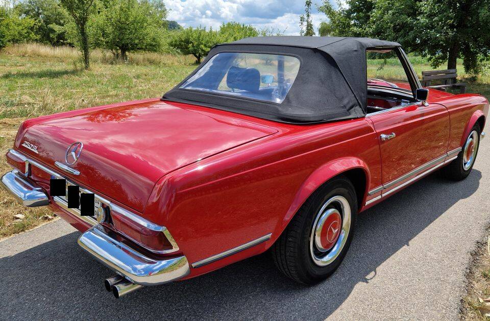 Afbeelding 3/14 van Mercedes-Benz 250 SL (1967)
