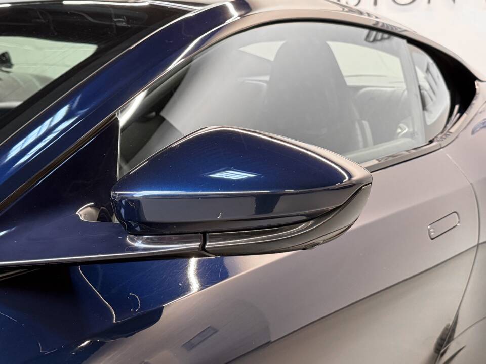 Afbeelding 12/26 van Aston Martin DB 11 V8 (2018)