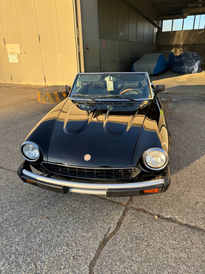 Bild 3/24 von FIAT Spider 2000 (1981)