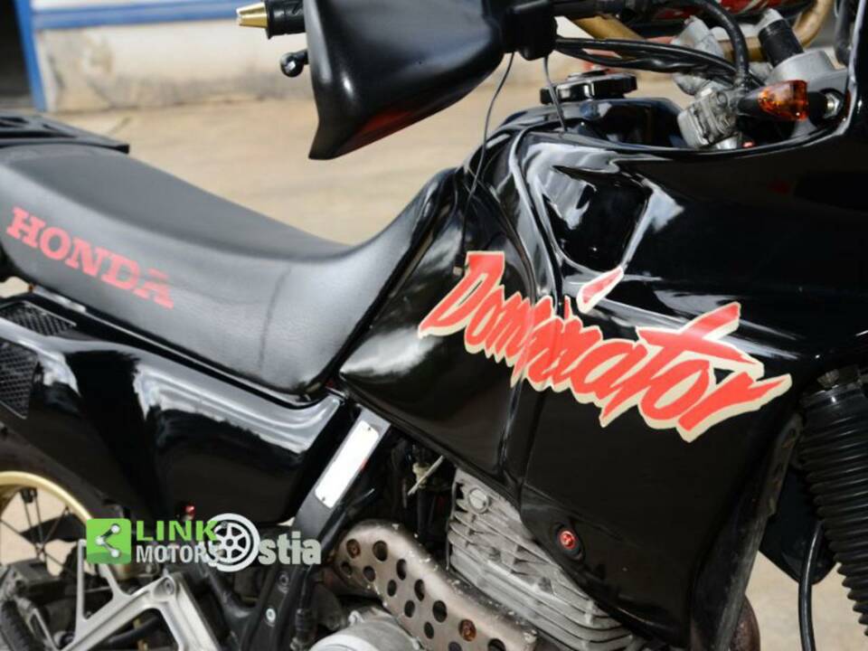 Image 9/10 of Honda DUMMY (1988)