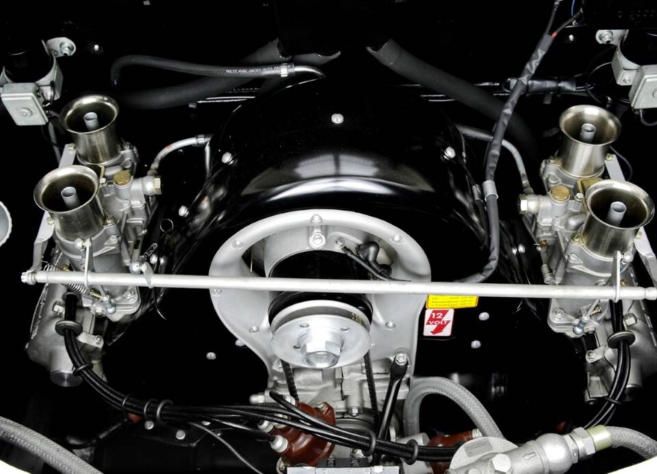 Image 37/39 de Porsche 356 B Carrera 2/2000 GS (1963)
