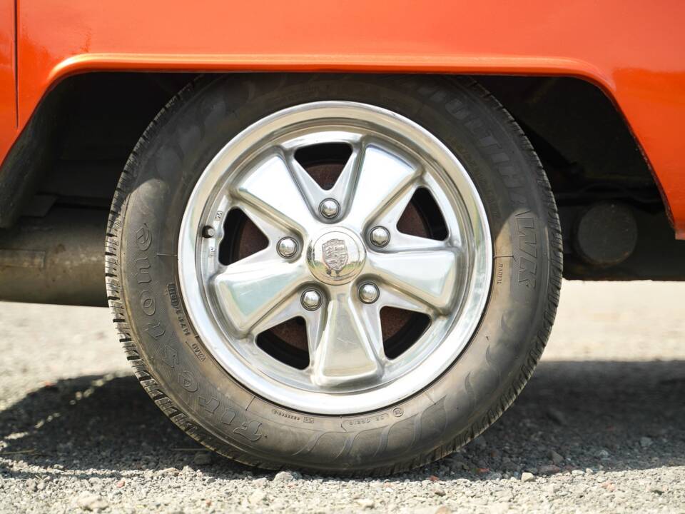 Image 25/50 of Volkswagen T1 Kombi (1964)