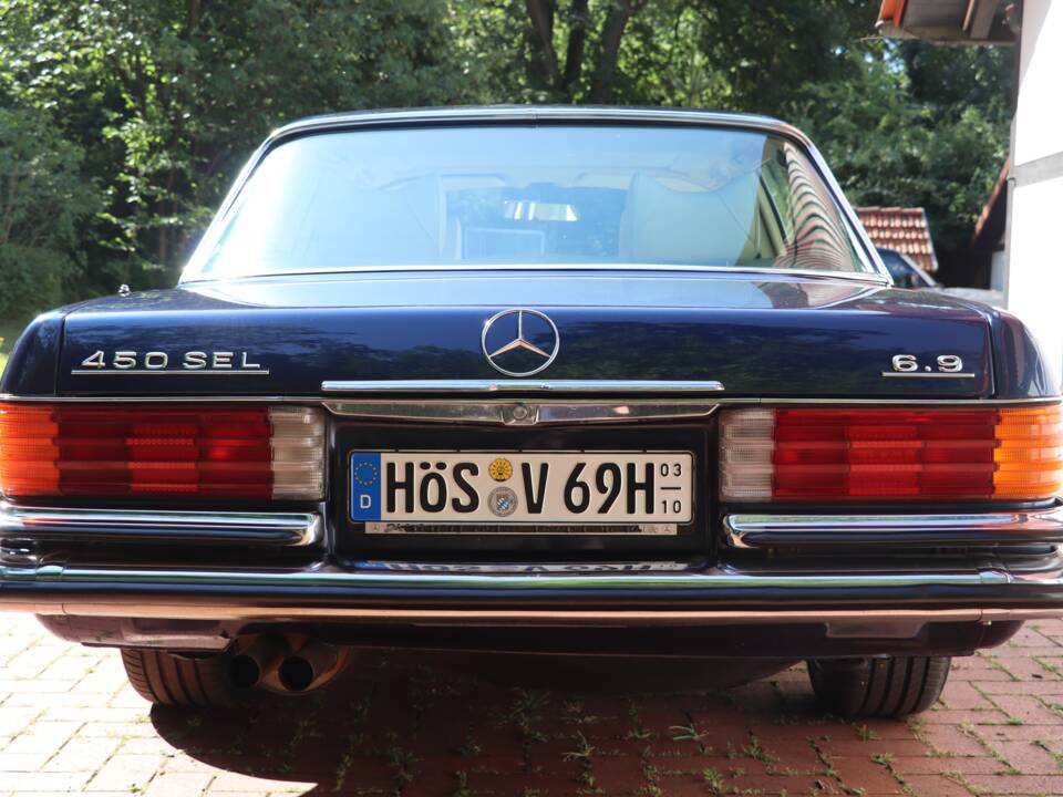 Image 23/57 de Mercedes-Benz 450 SEL 6,9 (1977)
