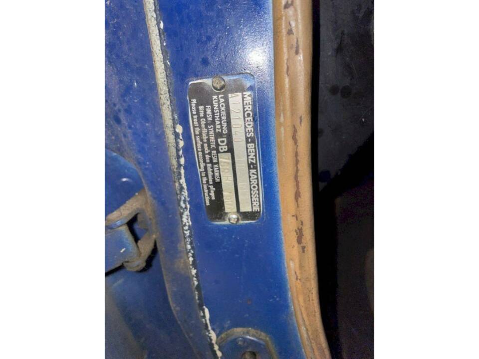 Immagine 16/36 di Mercedes-Benz 190 SL (1962)