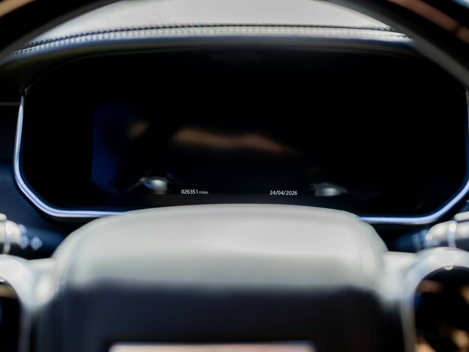 Image 25/49 of Land Rover Range Rover V8 Armoured (2022)