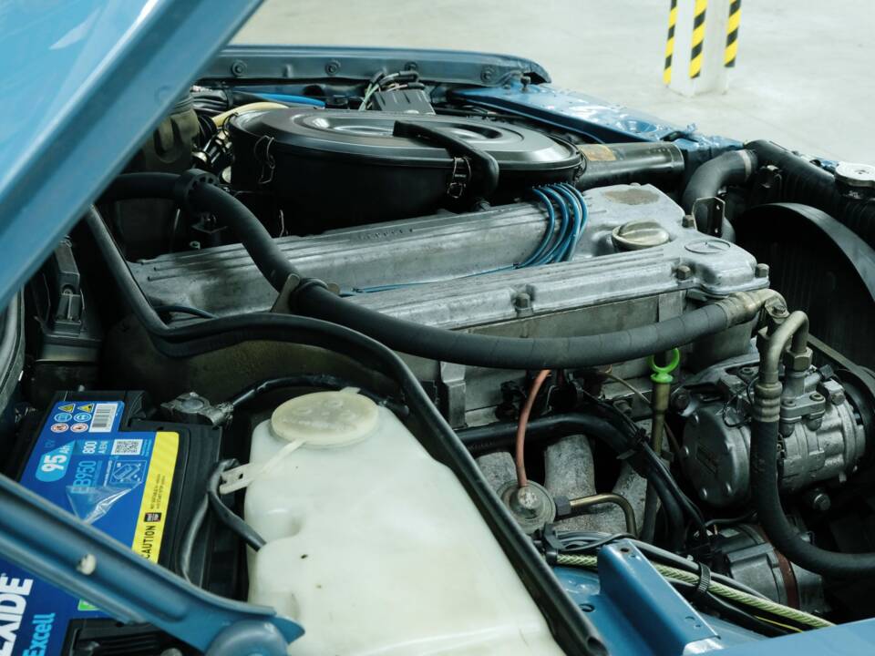 Bild 22/50 von Mercedes-Benz 280 SE (1983)