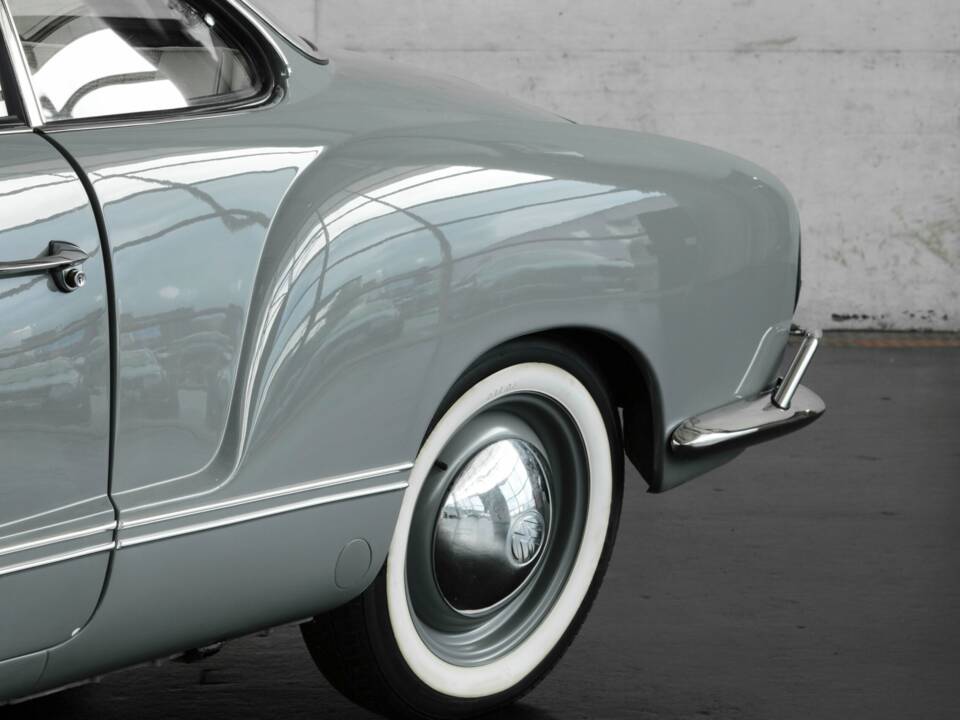 Image 14/50 of Volkswagen Karmann Ghia 1500 (1961)