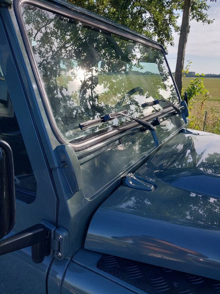 Obraz 44/56 pojazdu Land Rover Defender 110 (2007)