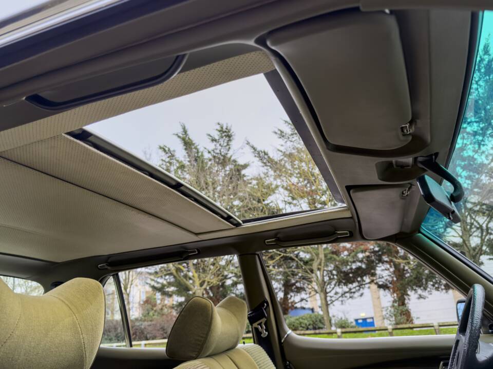 Image 24/26 of Mercedes-Benz 450 SEL 6,9 (1979)