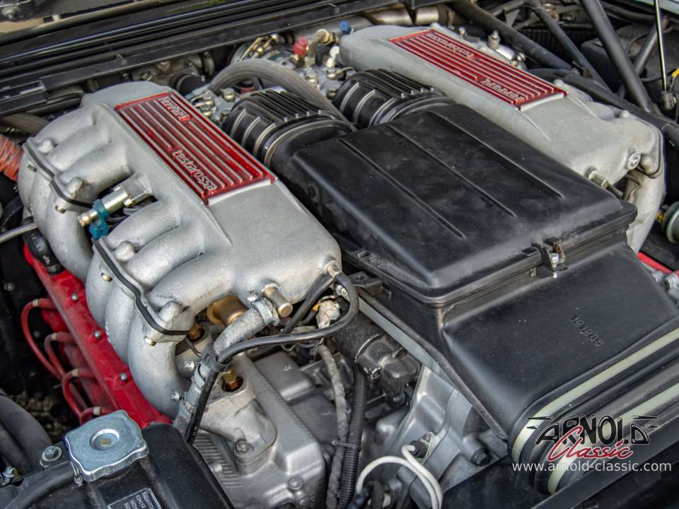 Bild 24/29 von Ferrari Testarossa (1987)
