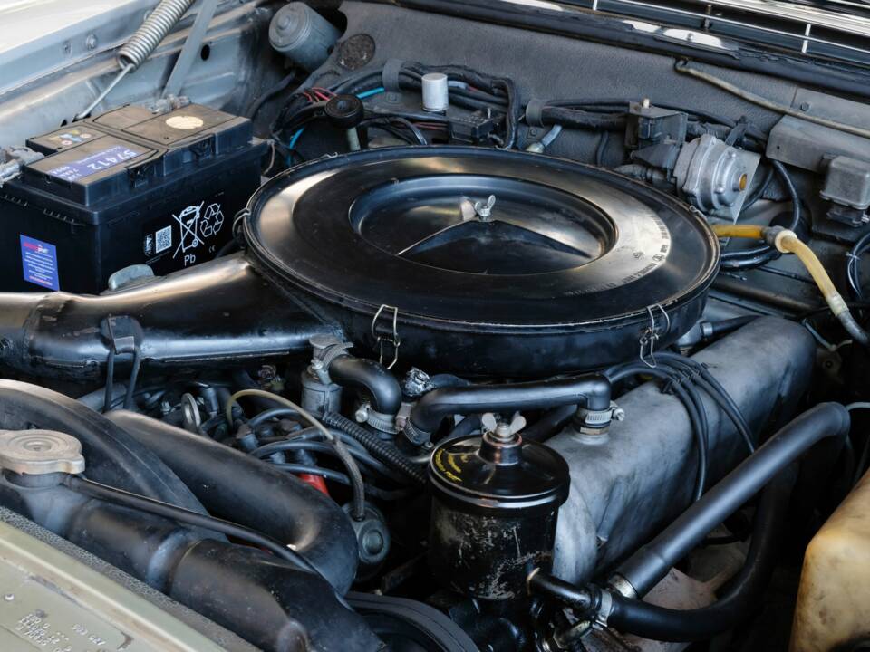 Image 29/49 de Mercedes-Benz 280 SE (1970)