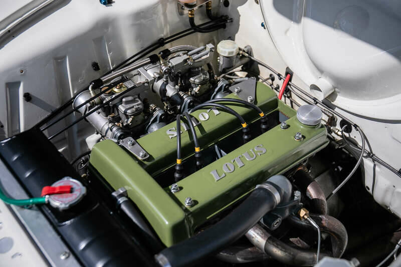 Image 14/50 of Ford Lotus Cortina (1963)