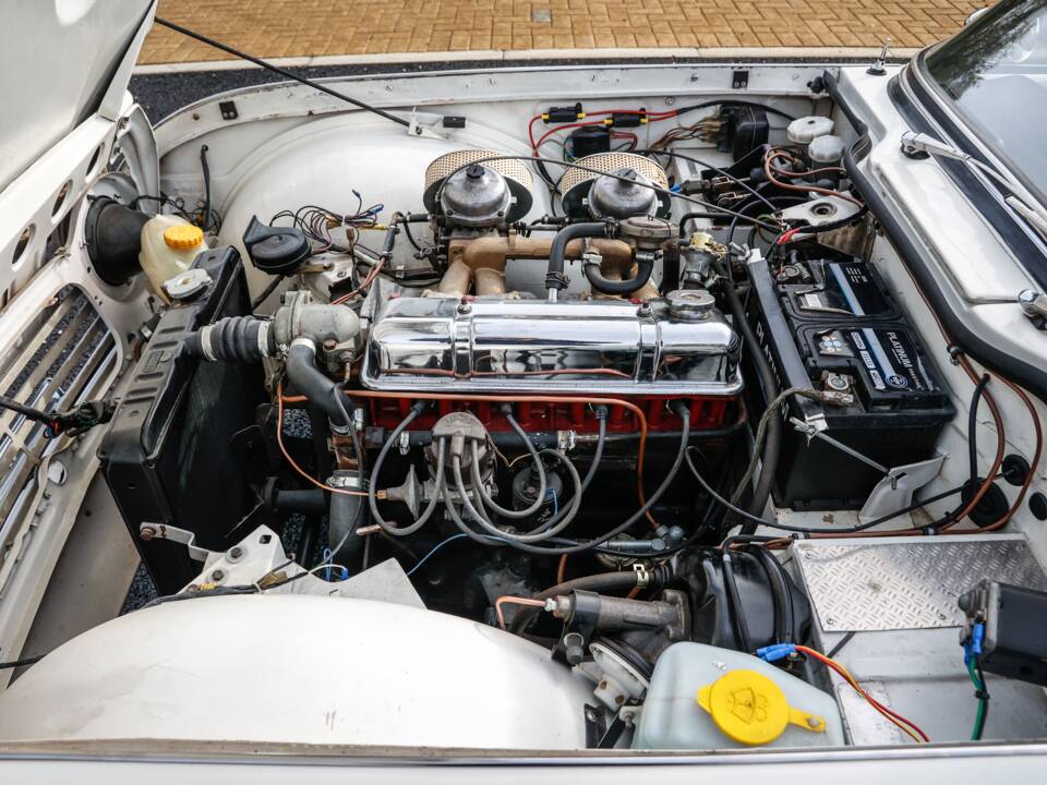 Image 41/42 of Triumph TR 4A (1966)