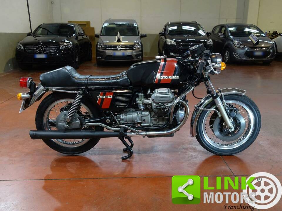 Image 5/10 of Moto Guzzi DUMMY (1975)