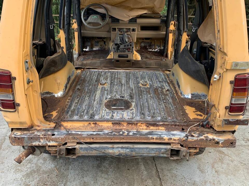 Image 42/51 of Land Rover Discovery TDi (1993)