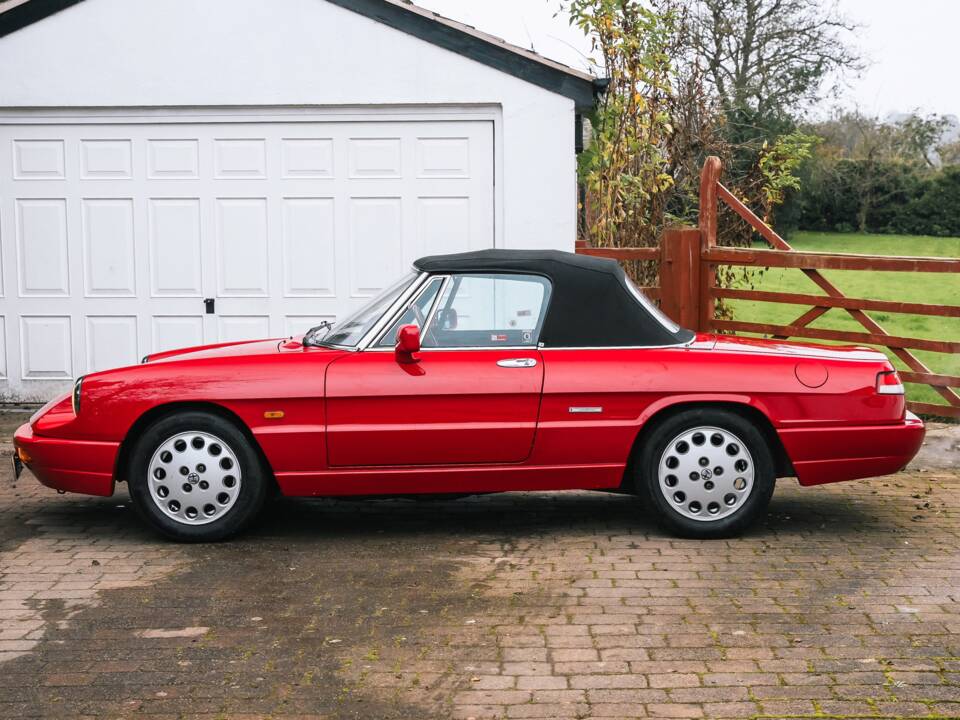 Afbeelding 3/50 van Alfa Romeo 2.0 Spider (1992)